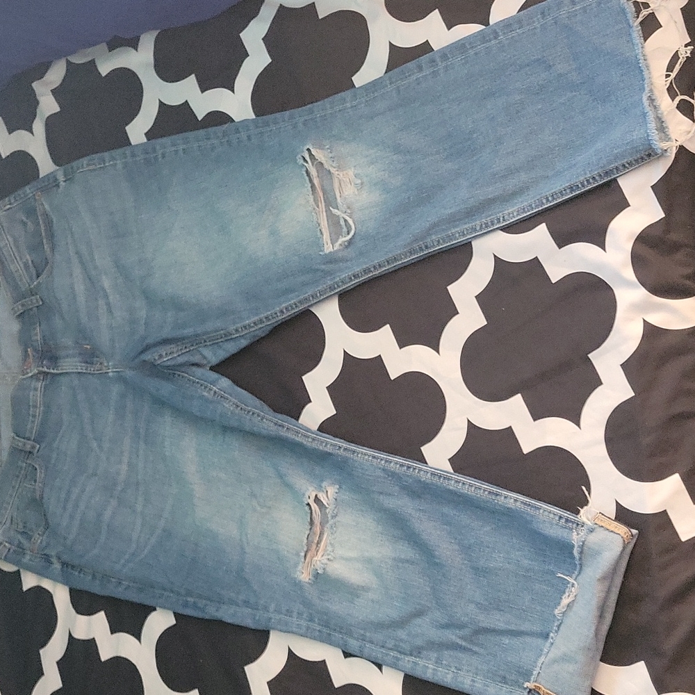Ripped denim Boyfriend jeans